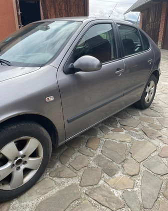 Seat Leon cena 6200 przebieg: 521000, rok produkcji 2004 z Węgliniec małe 137